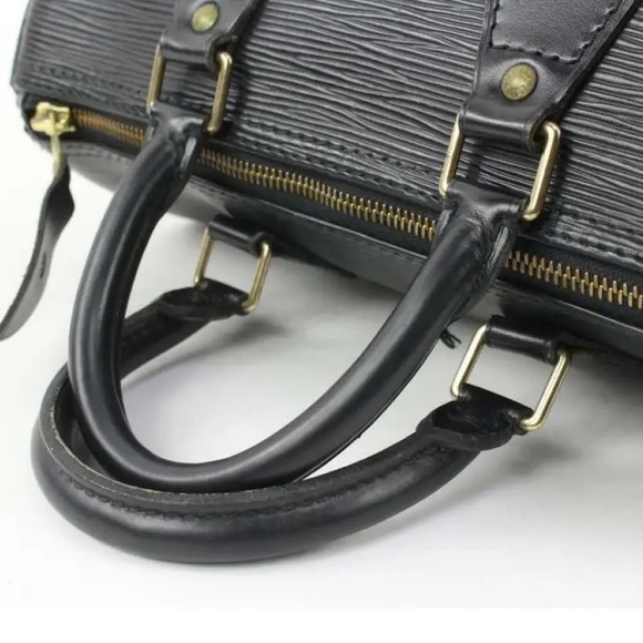 Louis Vuitton Black Epi Leather Noir Speedy 25 Boston Bag - Picture 4 of 14